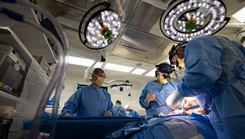 U.S. Army Lt. Col. Jamie Diaz Robinson, chief of the Organ Transplant Service, and her team perform a kidney transplant