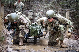 Link to Photo: Combat Lifesaver course