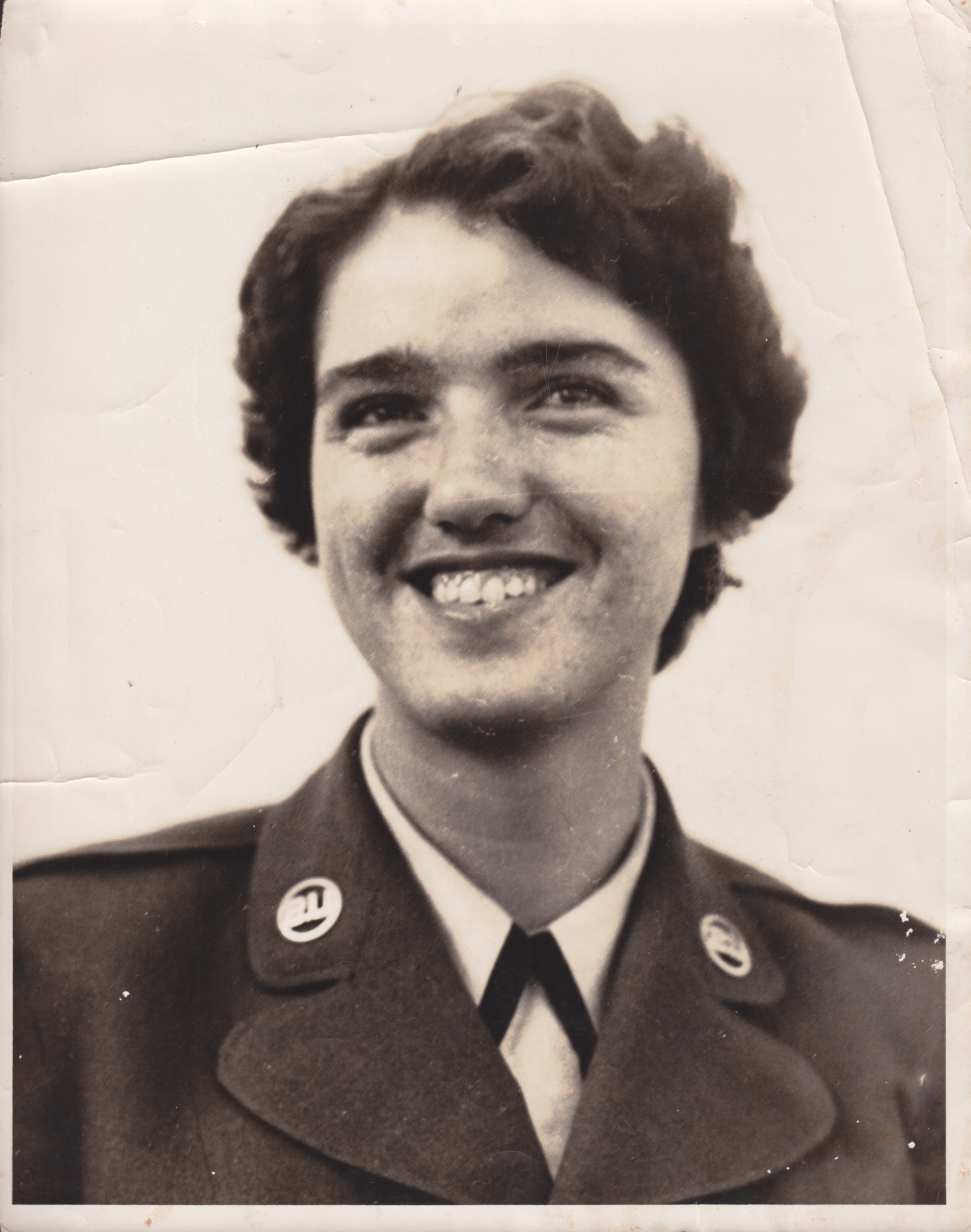 Women in the Air Force Delores “Dolly” Dusek Sylvia