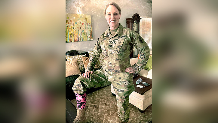 U.S. Army Colonel Says it’s OK to Take a Knee with Breast Cancer
