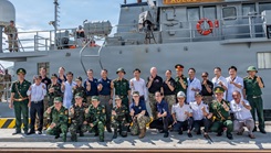Pacific Friendship 2026 (PF26) and Pacific Partnership 2026 (PP26) leadership and medical personnel, members of the Vietnam People’s Armed Forces, Vietnamese civilian medical professionals, and representatives from the Canadian Armed Forces and German Armed Forces pose for a group photo